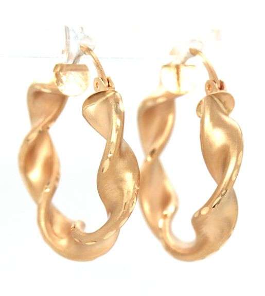 Fashionable 14K YG Quarter Sized Ribbon Hoop Earrings