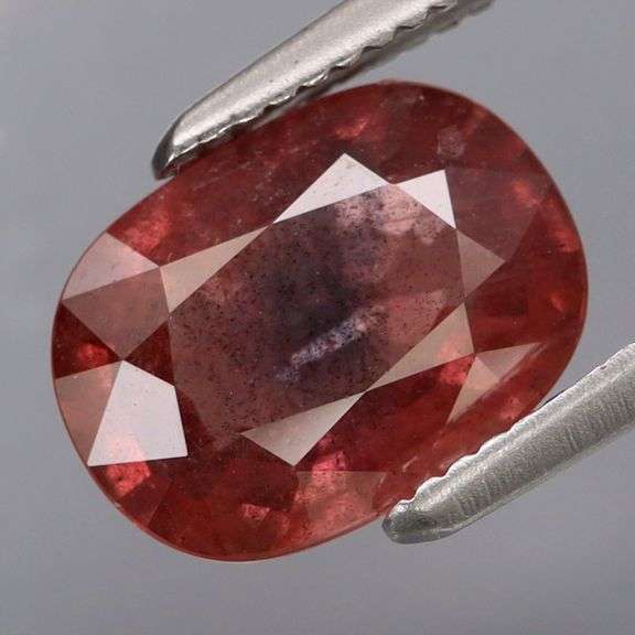 Heated only! 1.79ct uniquely colored Sapphire from Madagascar!