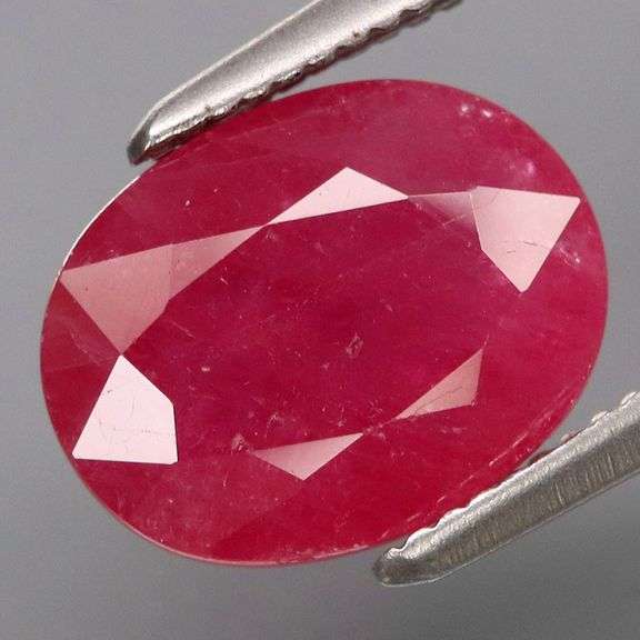 Heated only! Prime red 3ct Lachinga Ruby!