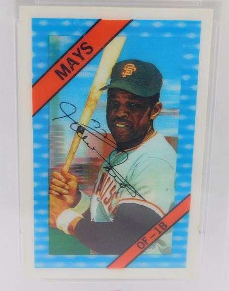 Willie Mays 1972 Baseball Card, EX-MT 6