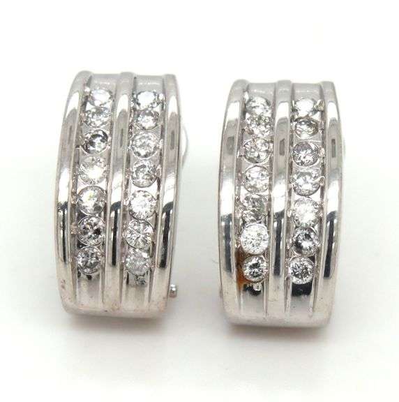 14kt White gold 0.30ctw 2 row diamond hoop