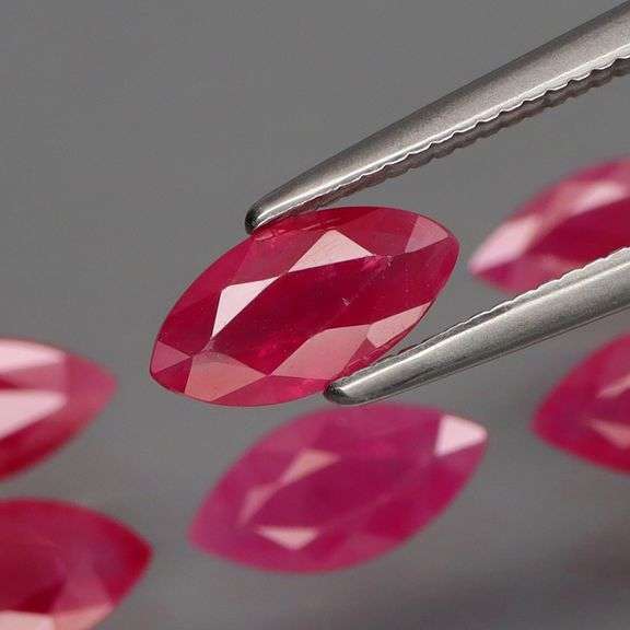 Fantastic 3.84ct set of MARQUISE CUT Burmese Rubies!
