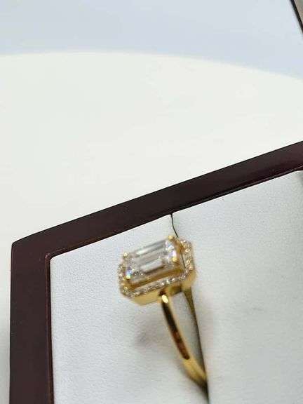 14K gold with 1.35 ctw D, VVS1 lab grown diamond ring