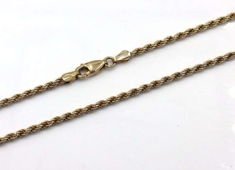 Group lot of 7 vintage 925 sterling silver necklaces