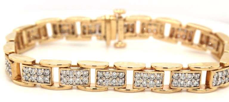 14kt Yellow gold 3.25ctw diamond pave link station bracelet