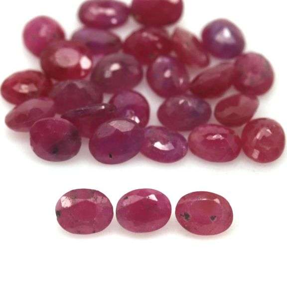 Ravishing 13.27ct blood red Ruby set from Madagascar