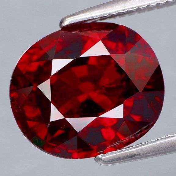 Simply gorgeous 3.86ct amber red Mozambique Garnet!
