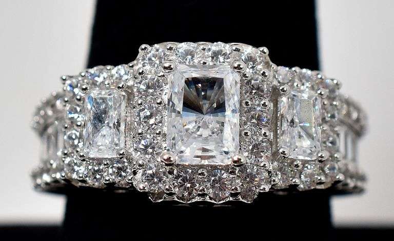 CZ Gemstone Cluster Ring in 925 Sterling Silver