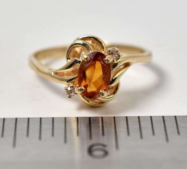 Adorable 10K Yellow Gold Citrine Gemstone and Diamond Ring