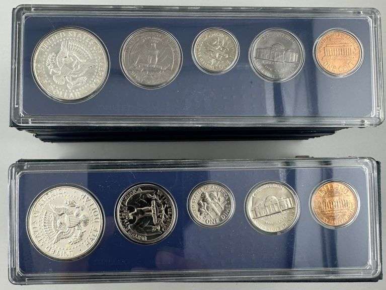 1966 and 1967 United State Special Mint Set, lot of 22 - 11 each