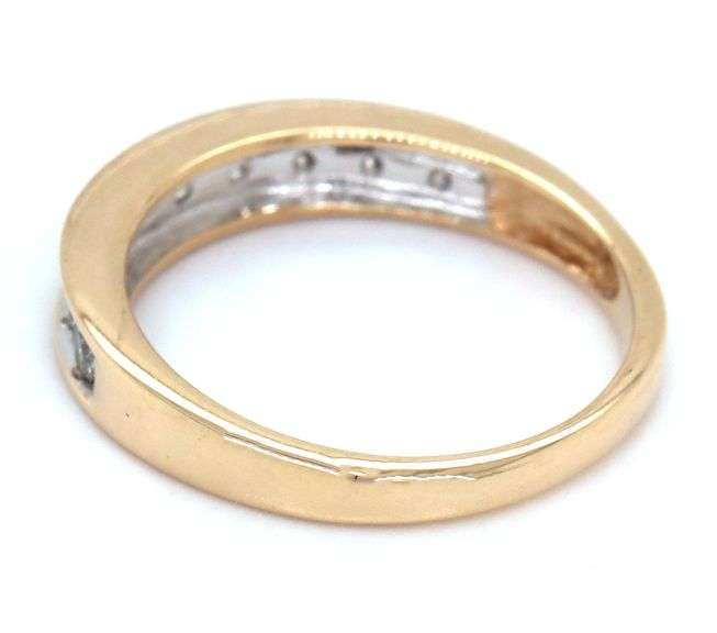 14kt Yellow gold 0.40ctw diamond band