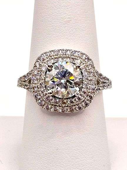 Sparkling 2.75 Ct White Ice Blue Simulated Diamond Ring