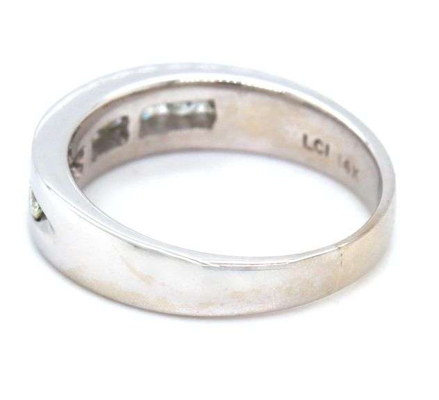 Stunning 14K WG Unisex Diamond Band