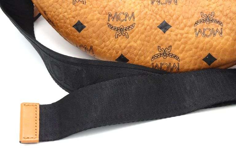 MCM Special edt. Hawaii Patch Fanny Pack