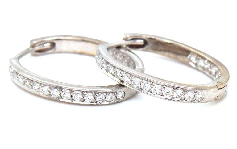 18kt White gold 0.55ctw diamond in out hoop earrings