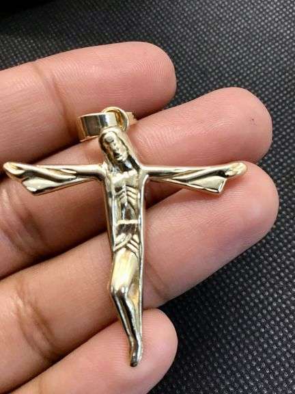 14K Yellow Gold Cross Pendant