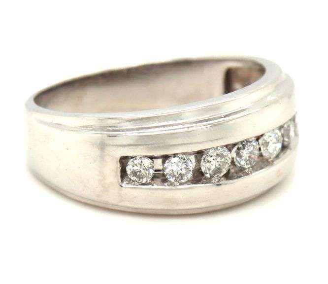 14kt White gold 0.40ctw channel set diamond band