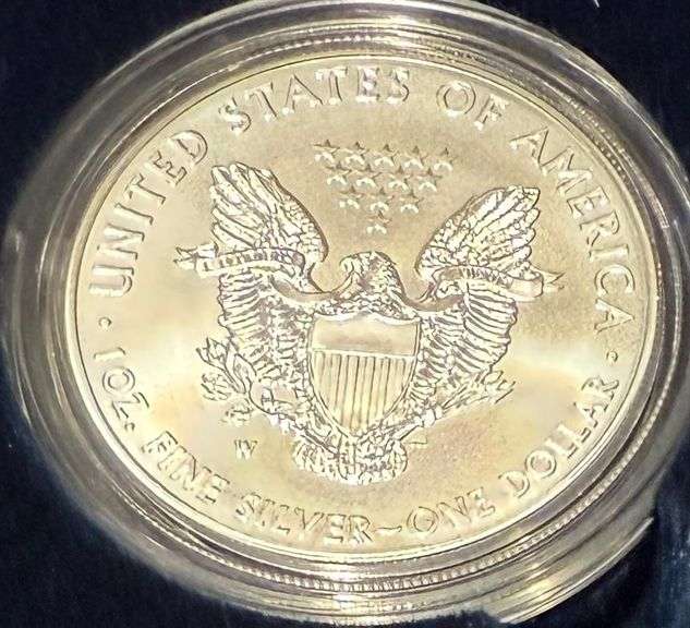 2012 W Unc Silver Eagle With Box Paper.
