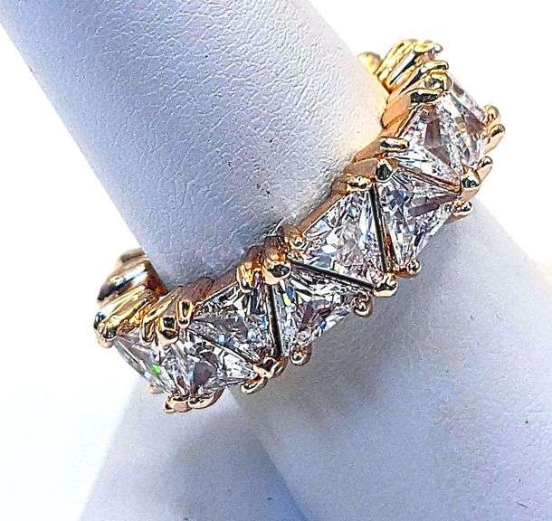 Dazzling 14 Kt Yellow Gold Plate 11.6 Cttw Simulated Diamond Ring