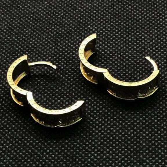 14K Yellow Gold Hoop Earrings
