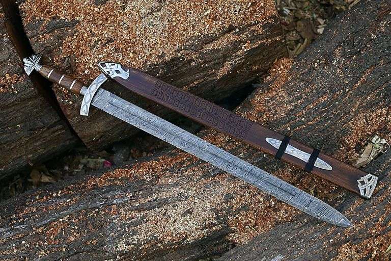 Handmade Damascus Steel Viking Sword AuthenticBlade