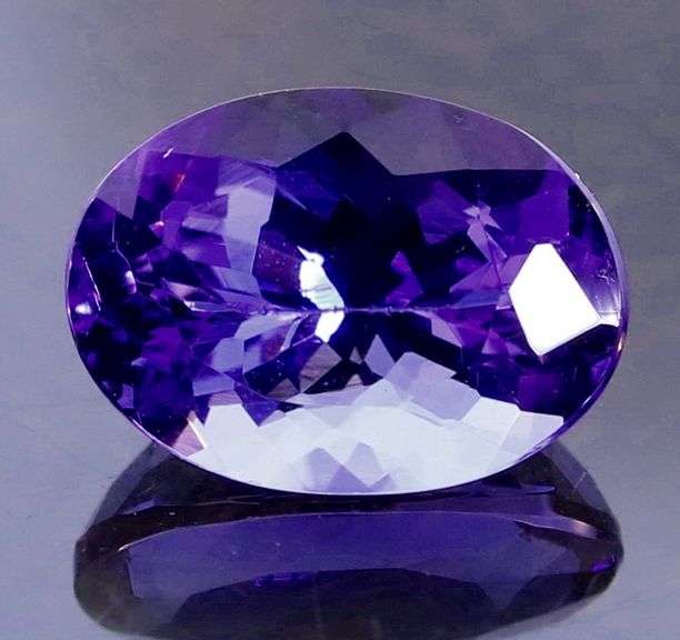 Top blue violet 2.31ct eye clean Tanzanite