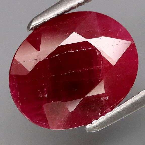 Real! 3.26ct violet and pigeon's blood Burmese Ruby!