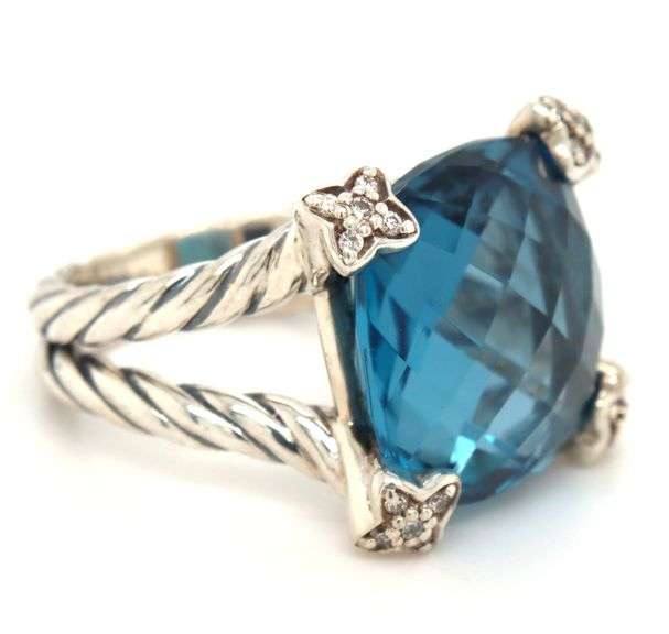 David Yurman blue topaz cushion on point ring