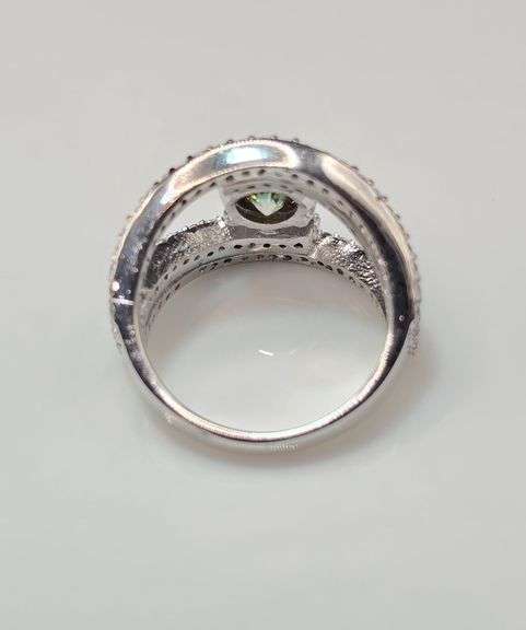 Dazzling 2.5 Ct Golden Amber Green Lab Diamond Ring