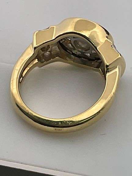 CERTIFIED 18K YELLOW GOLD DIAMOND RING