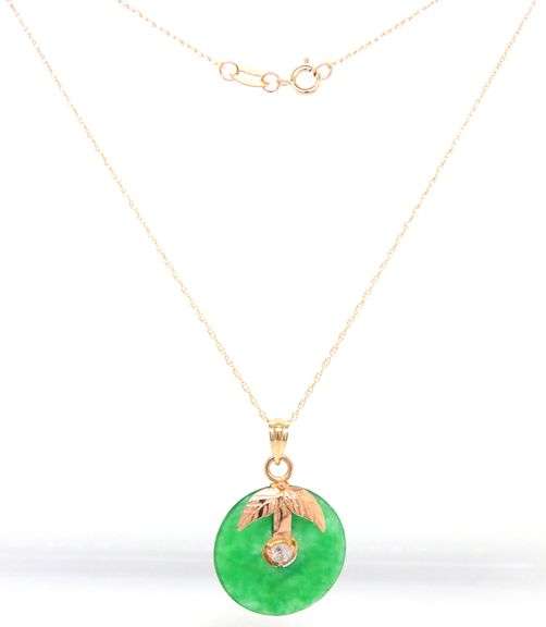 14kt Yellow gold green Jade diamond pendant on chain