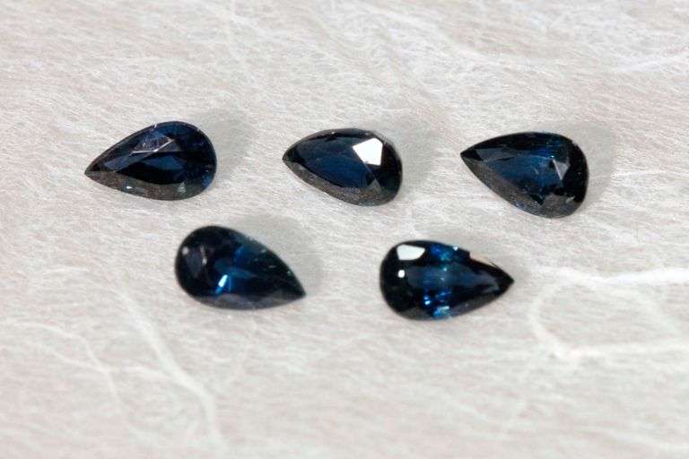 Sweet Natural Sapphire - Set of 5