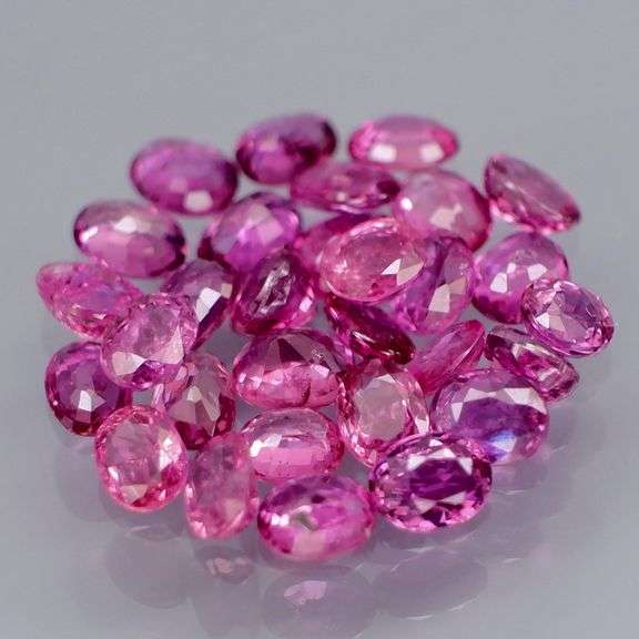 Amazing! Untreated! 4.41ct oval cut Ruby set!