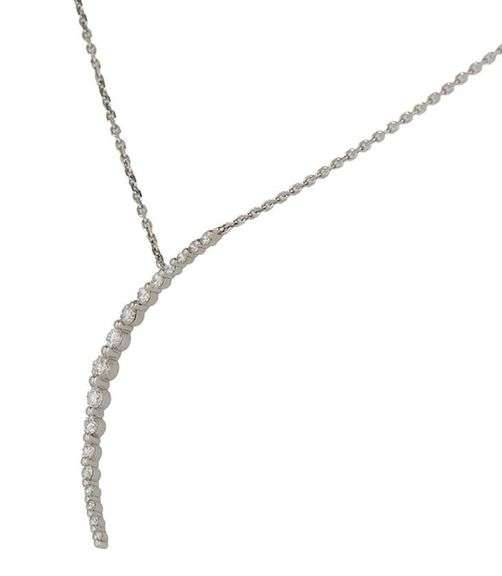 New 0.35ctw Round Diamond Graduated Curved Line Pendant Necklace in 14K