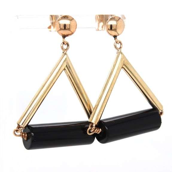 14kt Yellow gold Retro black onyx earrings