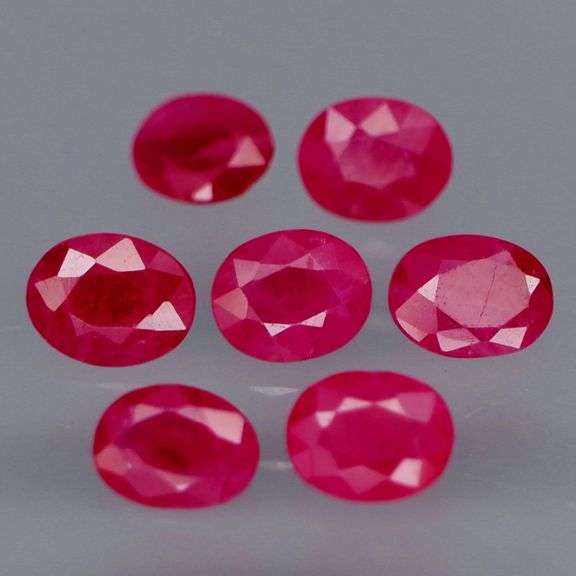 Collectors 2.17ct PIGEONS BLOOD Burmese Ruby set!!!