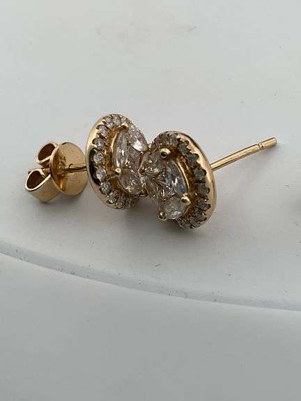 CERTIFIED BRAND NEW 14K GOLD DIAMOND STUDS