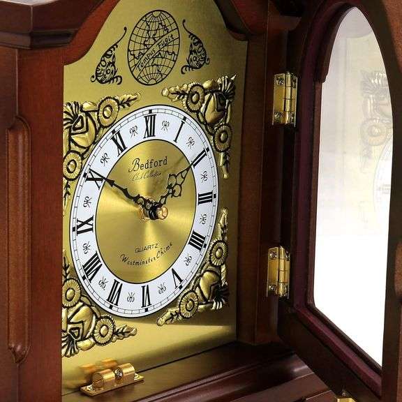 Bedford Classic Redwood Mantel Clock