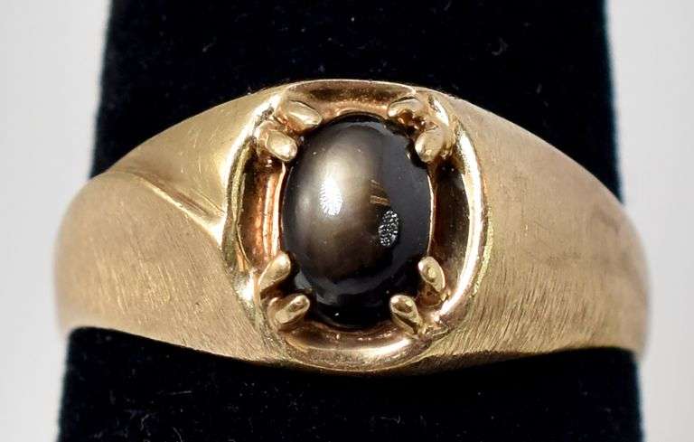 Sparkling 10K Yellow Gold Brown Star  Sapphire Gemstone Ring