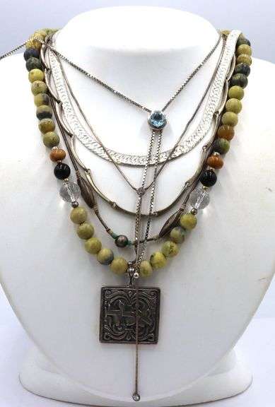 Group lot of 8 Vintage 925 sterling silver necklaces
