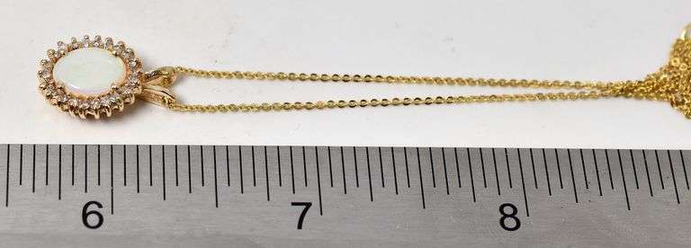 Beautiful 14K Yellow Gold Opal and Diamond Pendant Necklace