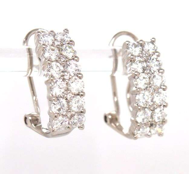 14kt White gold 1.60ctw double row diamond earrings