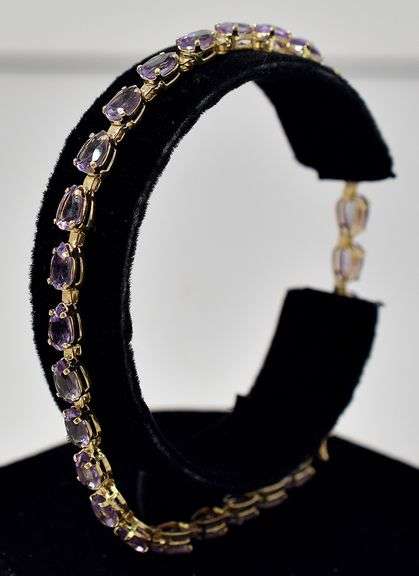 Beautiful 14K Yellow Gold Amethyst Gemstone Bracelet