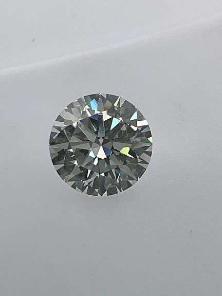 I.G.I CERTIFIED 1.77 CARAT ROUND BRILLIANT CUT DIAMOND