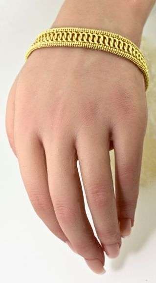 Elegant Italian Made 14K YG Bracelet