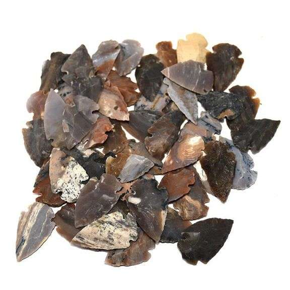 Lot of 50 Hand Knapped Indian Agate Arrowheads
