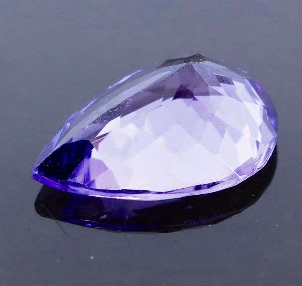 Substantial 2.19ct rich violet blue Tanzanite