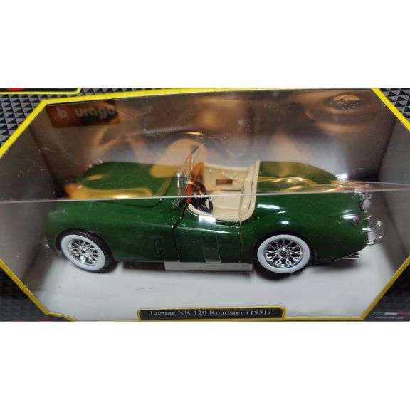 Jaguar XK 120 Roadster (1951) Die-Cast Model
