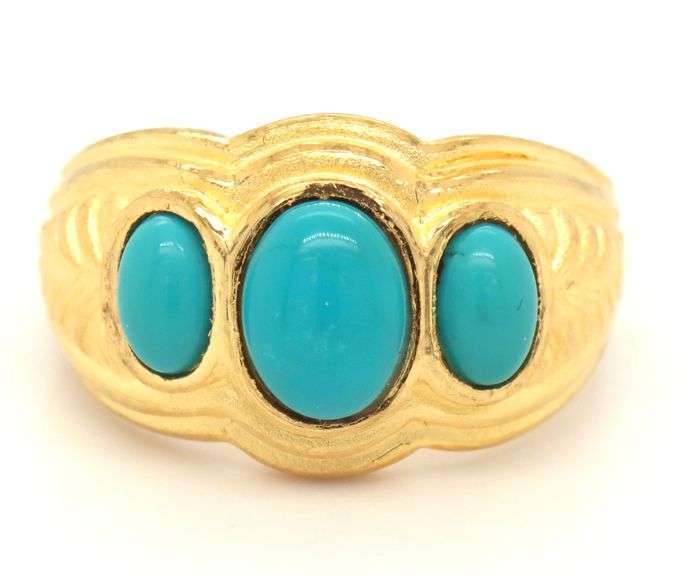 22kt Yellow gold 3 stone Turquoise ring