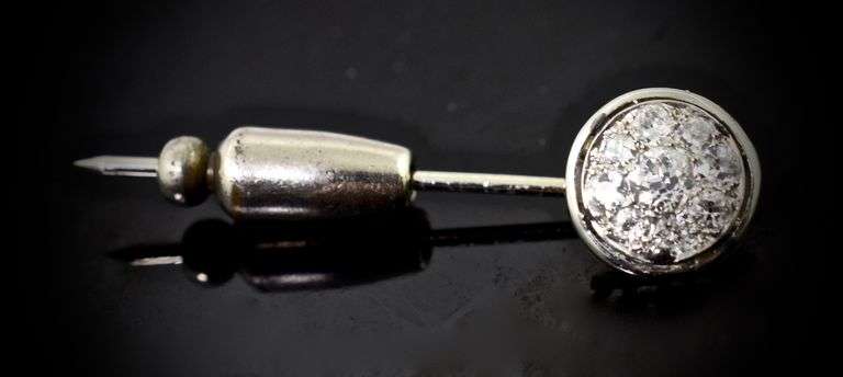 Elegant Antique Platinum & Diamond Stickpin